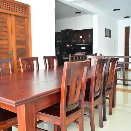 Minuri Villa Hikkaduwa Ngoại thất bức ảnh