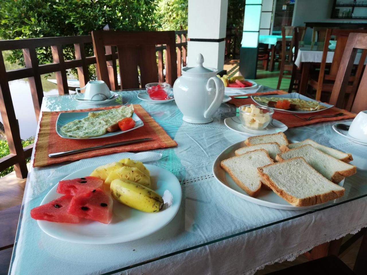 Minuri Villa Hikkaduwa Ngoại thất bức ảnh