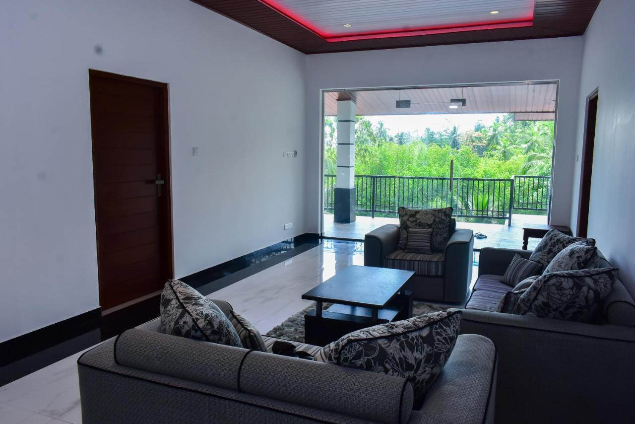 Minuri Villa Hikkaduwa Ngoại thất bức ảnh