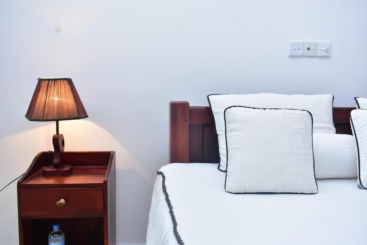 Minuri Villa Hikkaduwa Ngoại thất bức ảnh
