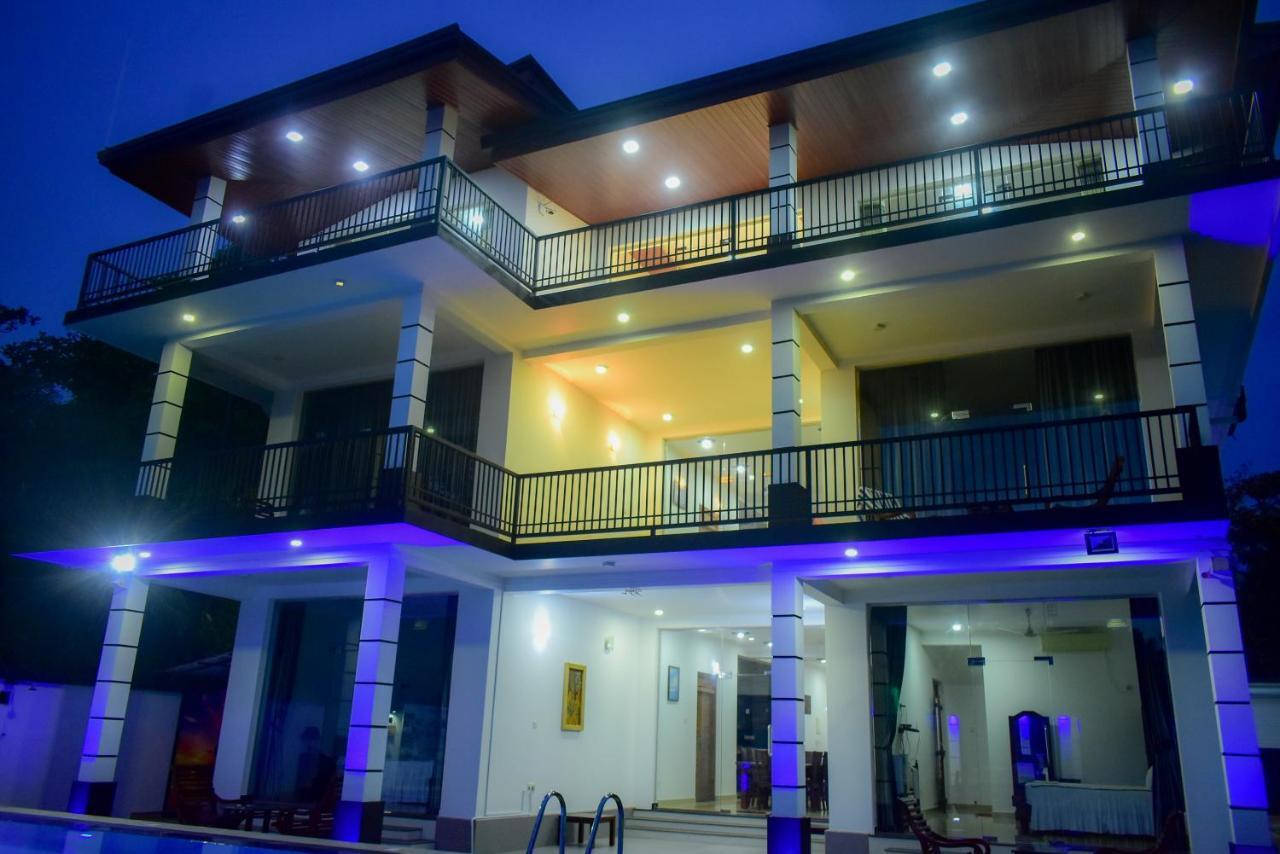 Minuri Villa Hikkaduwa Ngoại thất bức ảnh