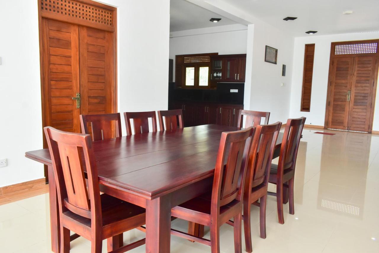 Minuri Villa Hikkaduwa Ngoại thất bức ảnh
