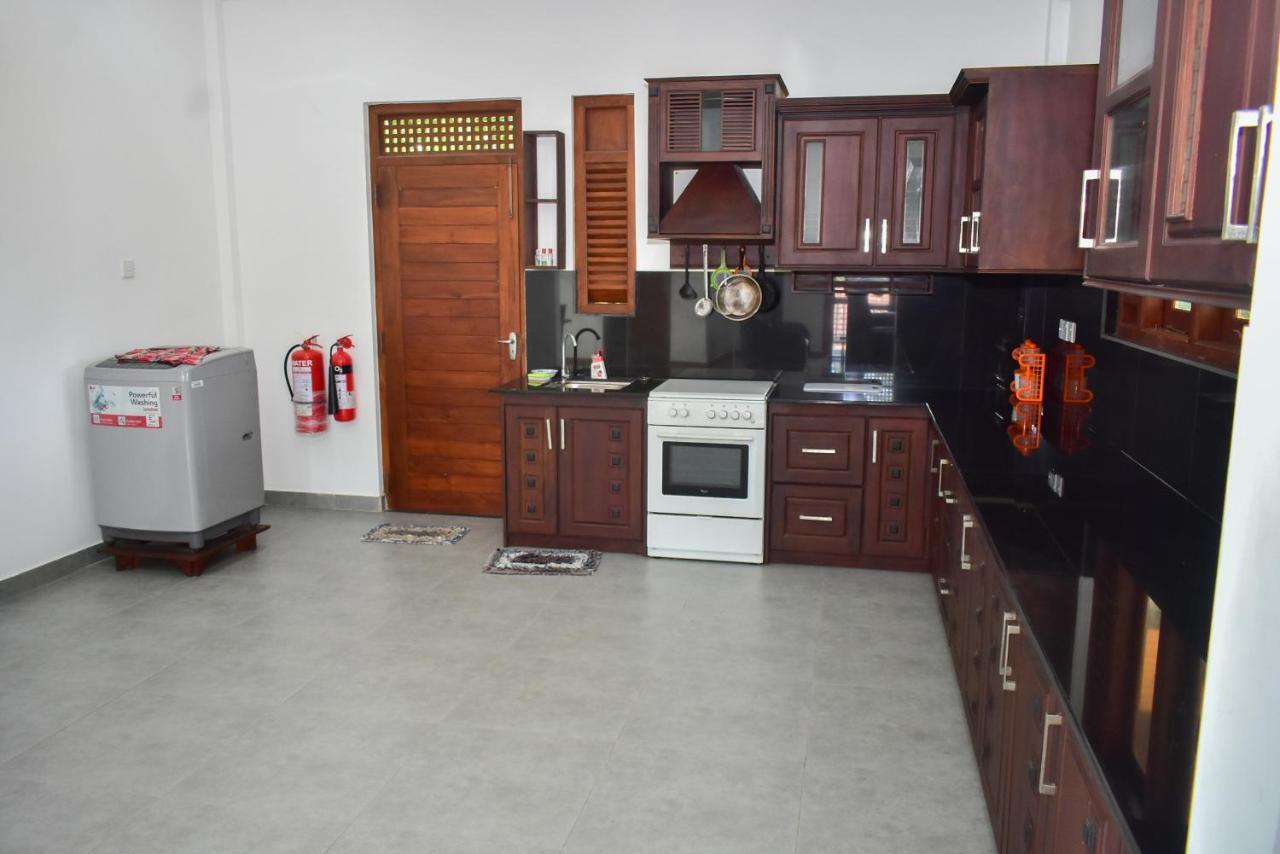 Minuri Villa Hikkaduwa Ngoại thất bức ảnh