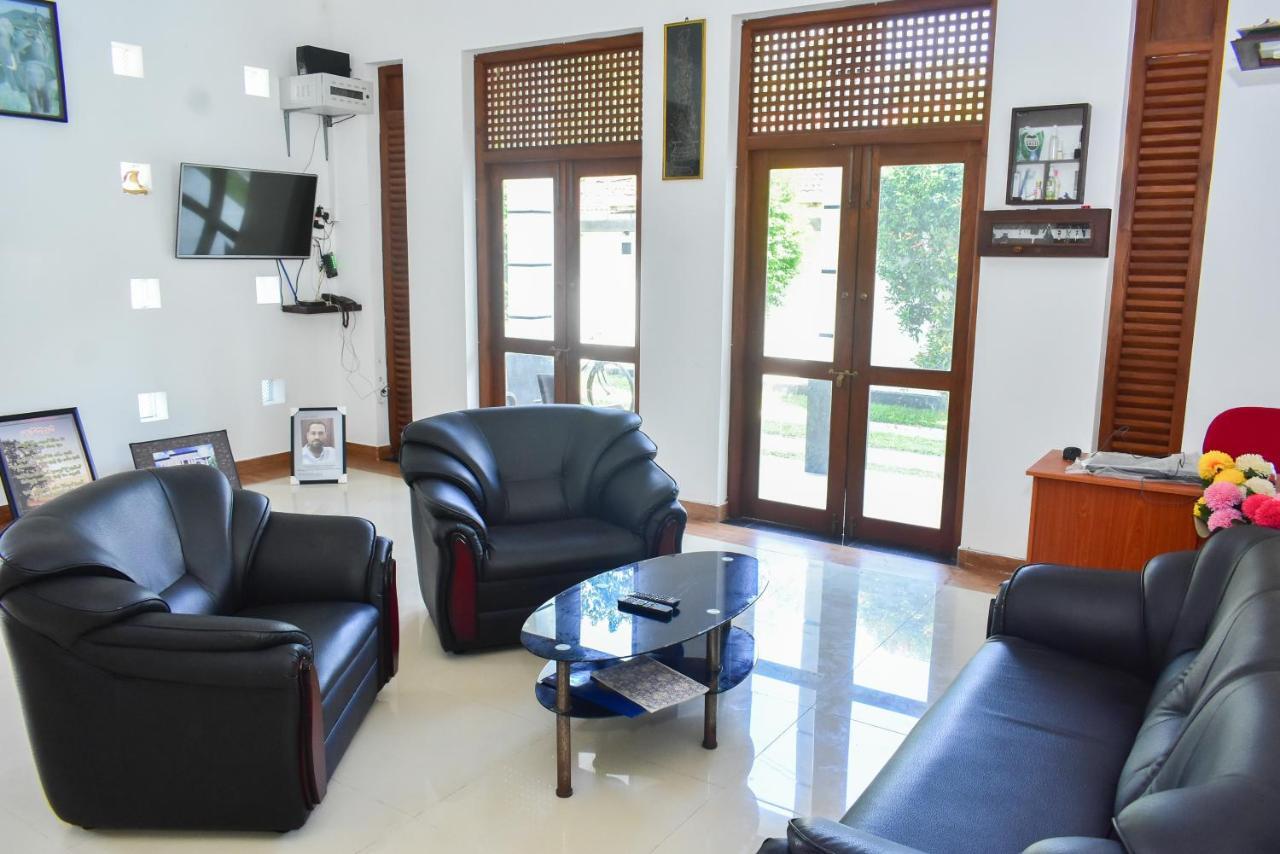Minuri Villa Hikkaduwa Phòng bức ảnh
