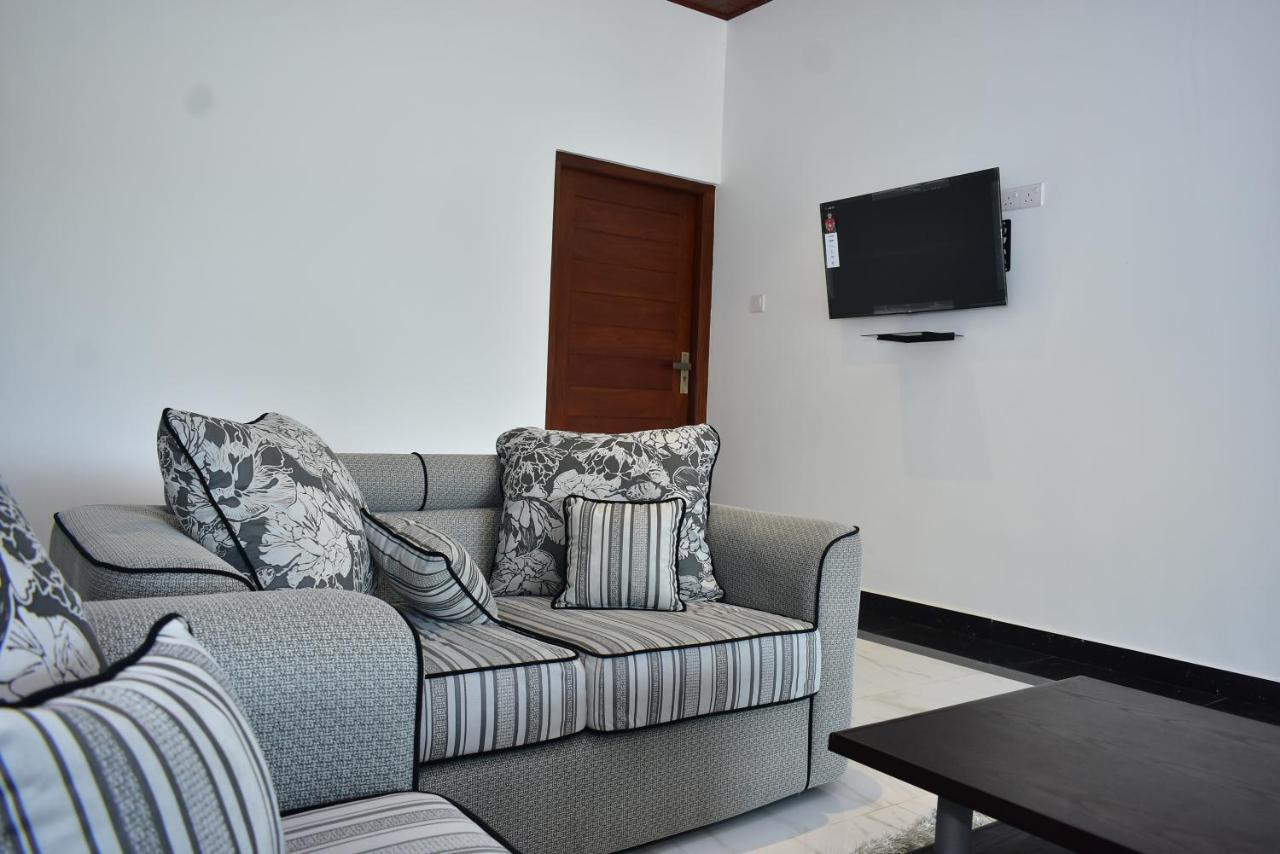 Minuri Villa Hikkaduwa Ngoại thất bức ảnh