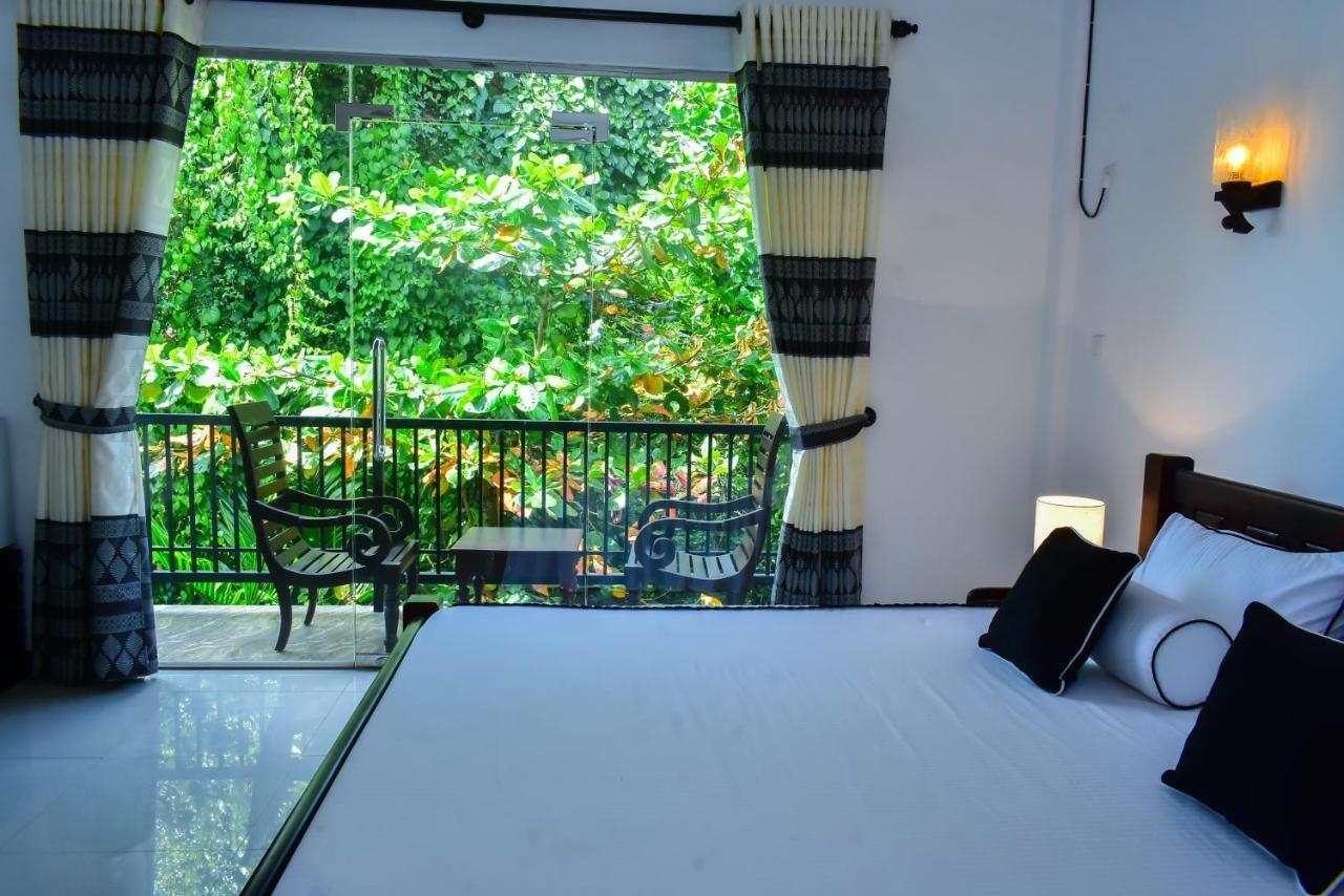 Minuri Villa Hikkaduwa Ngoại thất bức ảnh